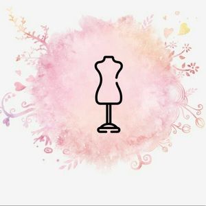 Welcome to my closet!!💗💗
